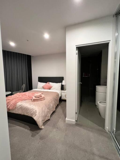 Comfy 2 Bed Apartment In The Heart Of Melbourne Exteriör bild